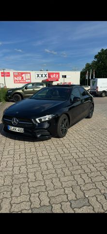 MERCEDES-BENZ A 180 d - AMG