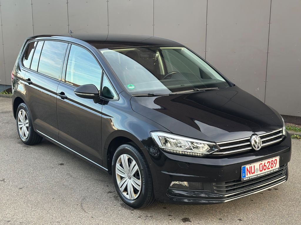 Image of Volkswagen Touran