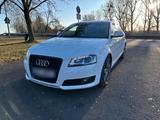 Audi A3 Sportback S-Line + Bi Xenon, Tempo... - Audi A3 aus 2009: Line