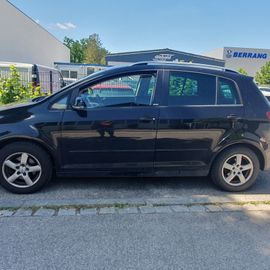 Volkswagen Golf - 12