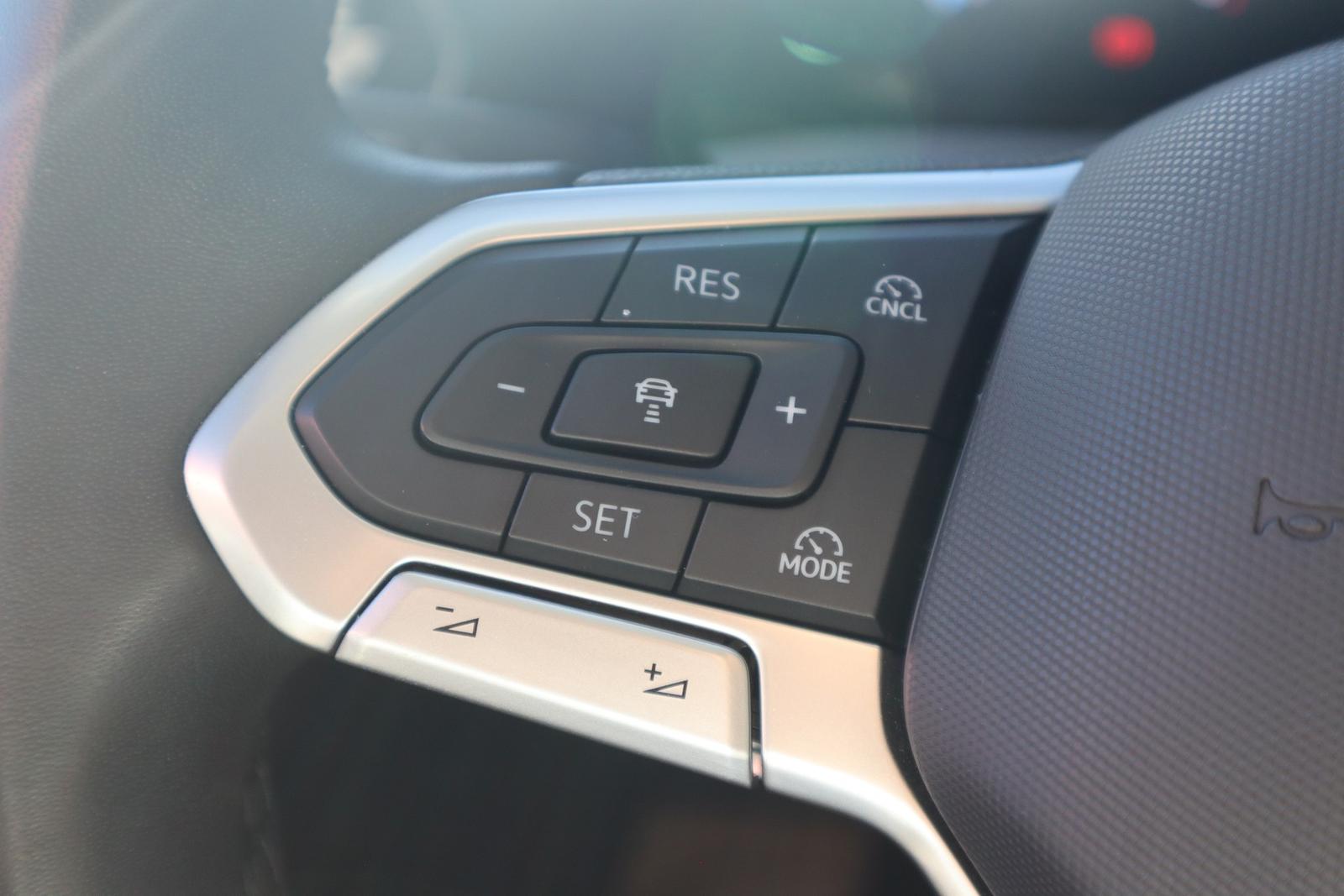 Volkswagen Golf VIII 1.5 TSI Goal LED Navi Sitzheizung ACC, миниатюра 13