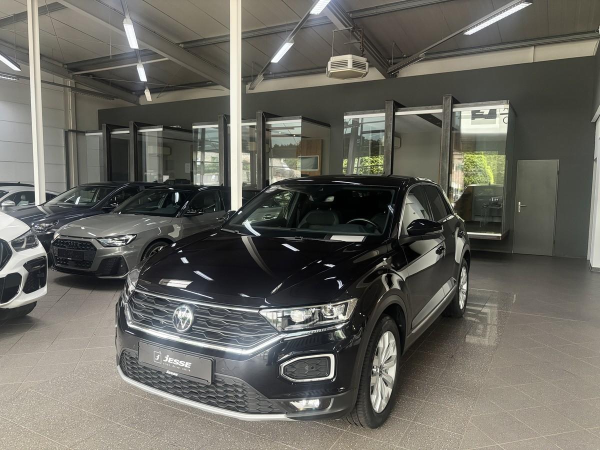 Volkswagen T-Roc 1.5 TSI Sport LED ACC virtual R.Cam AHK 