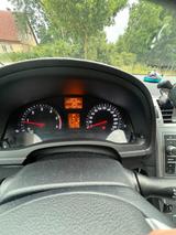 Toyota Avensis Combi 2,2-l-D-4D Automatik Life Life - Toyota Avensis mit Diesel-Antrieb