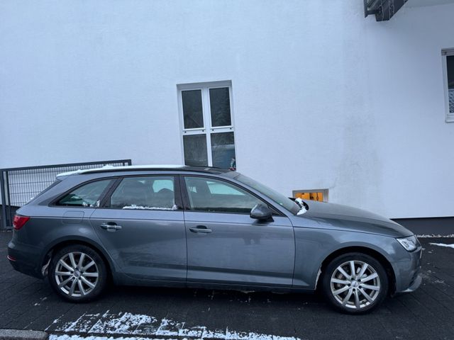 Audi A4 2.0 TDI 140kW Avant NAVI Tempomat