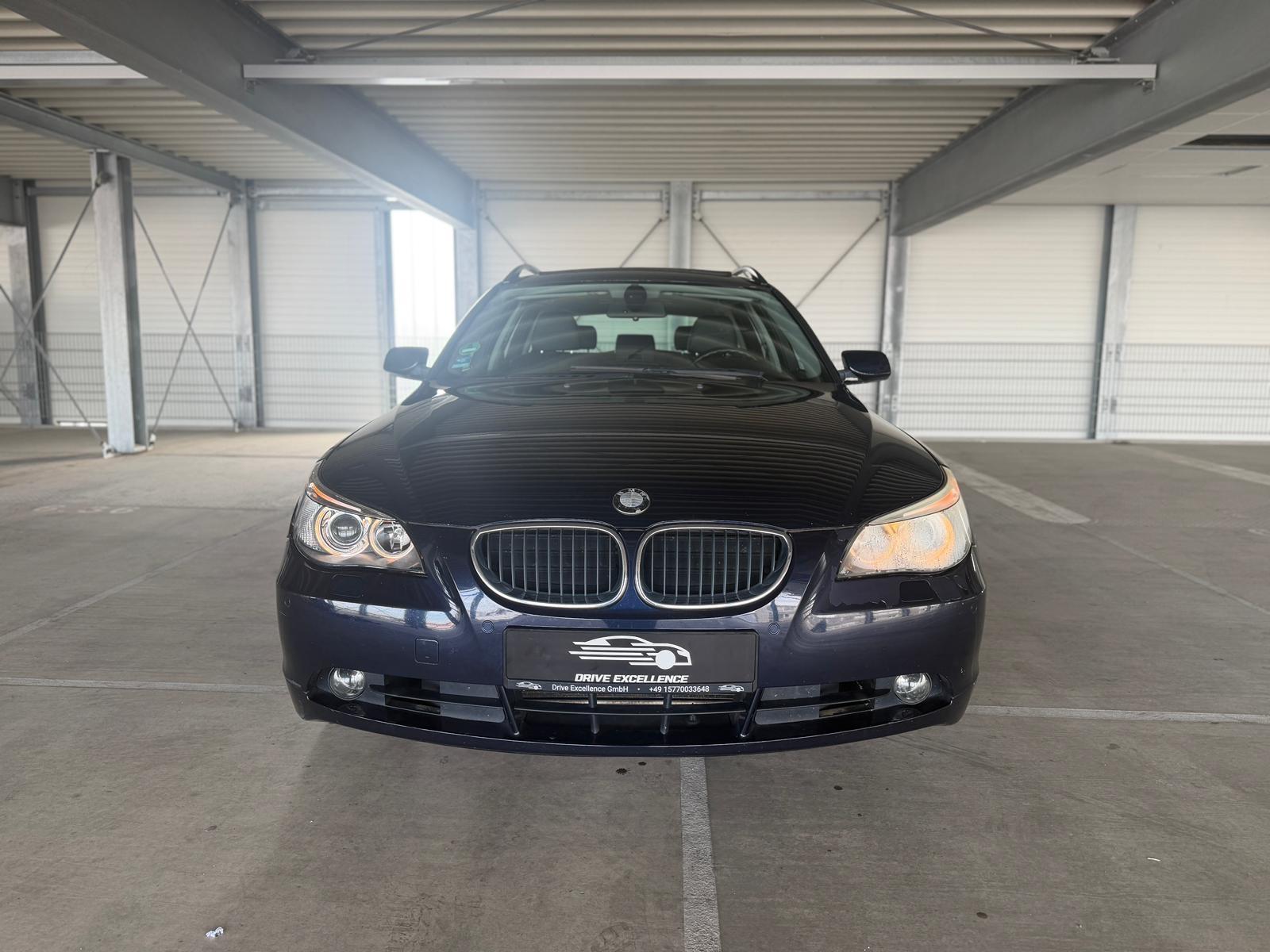 BMW 525 2004 — interior
