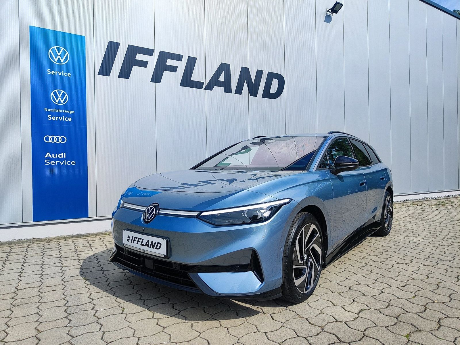 Volkswagen ID.7 Tourer Pro S 210 kW *WÄRMEPUMPE**AHK*MATRIX