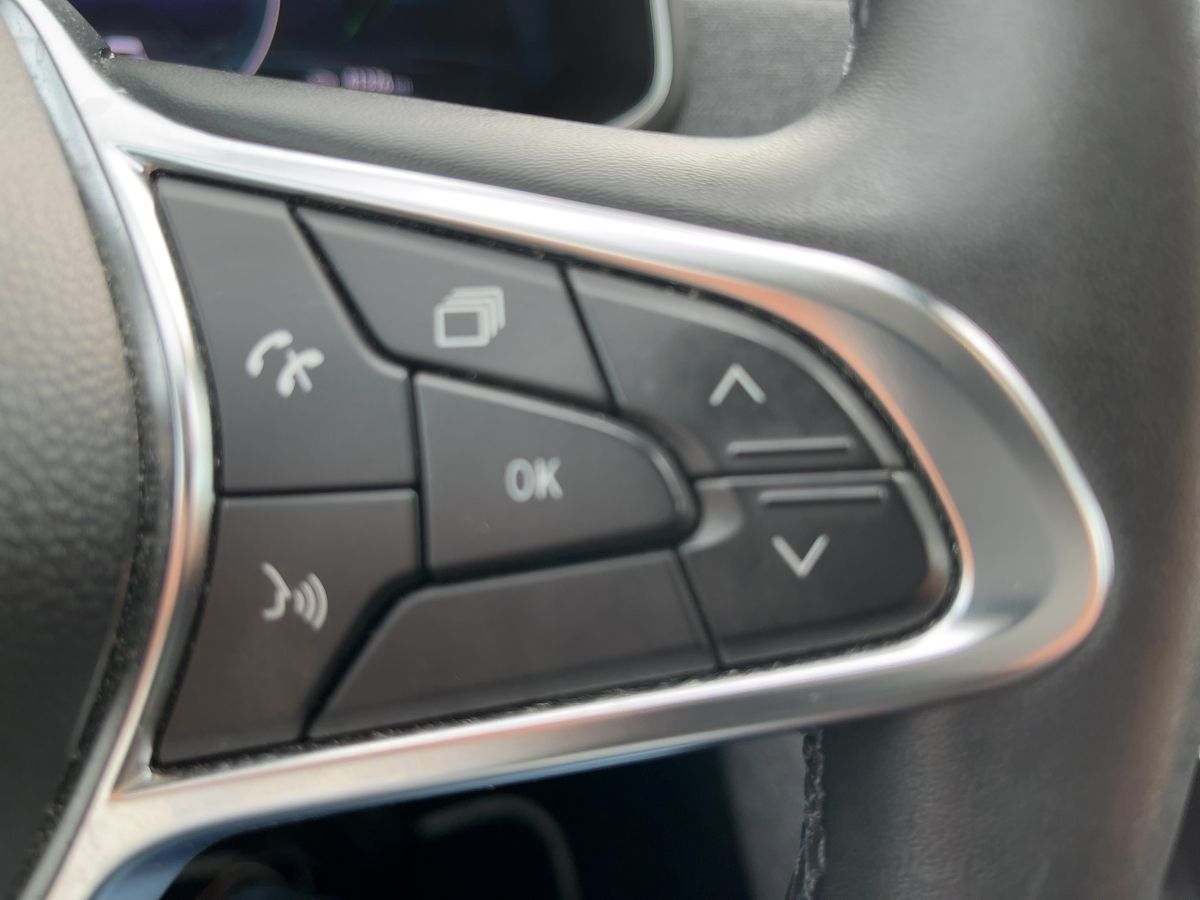 Fahrzeugabbildung Renault ZOE E-Tech EXPERIENCE R110 Z.E. 50 - mit KI generiert/bearbeitet