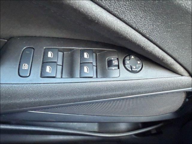 Opel Crossland 1,2 Ultimate, RFK, Navi, LED, DAB