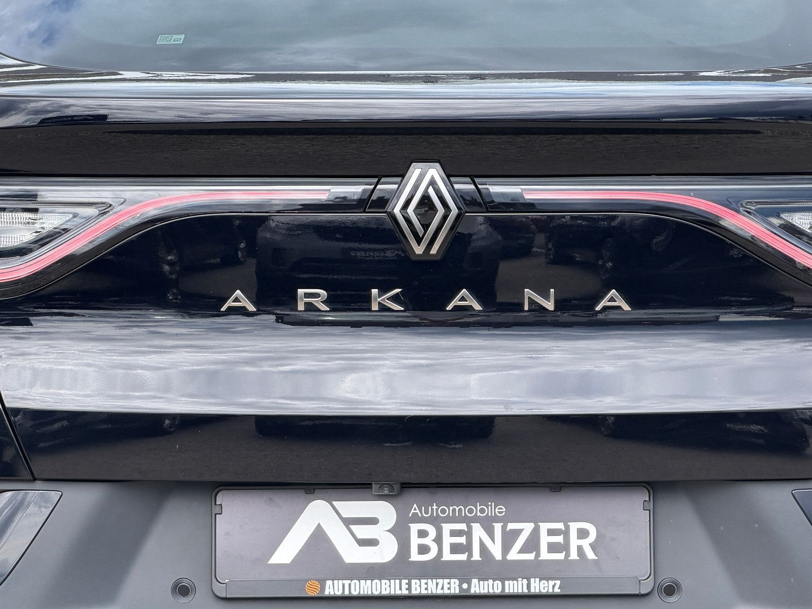 Fahrzeugabbildung Renault Arkana Techno/KAMERA/AMBIENTE/KAMERA/LEDER/ACC