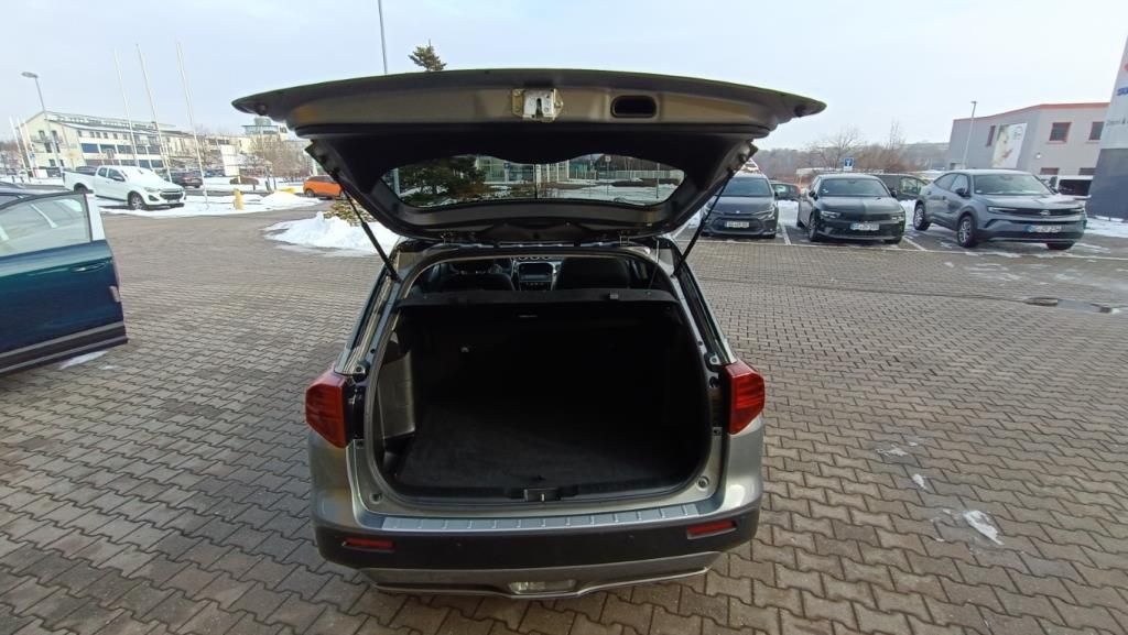 Autohaus Franke & Ebert -  Suzuki VITARA COMFORT+ ALLGRIP HYBRID 1,4   95 KW 129 P - Bild 17