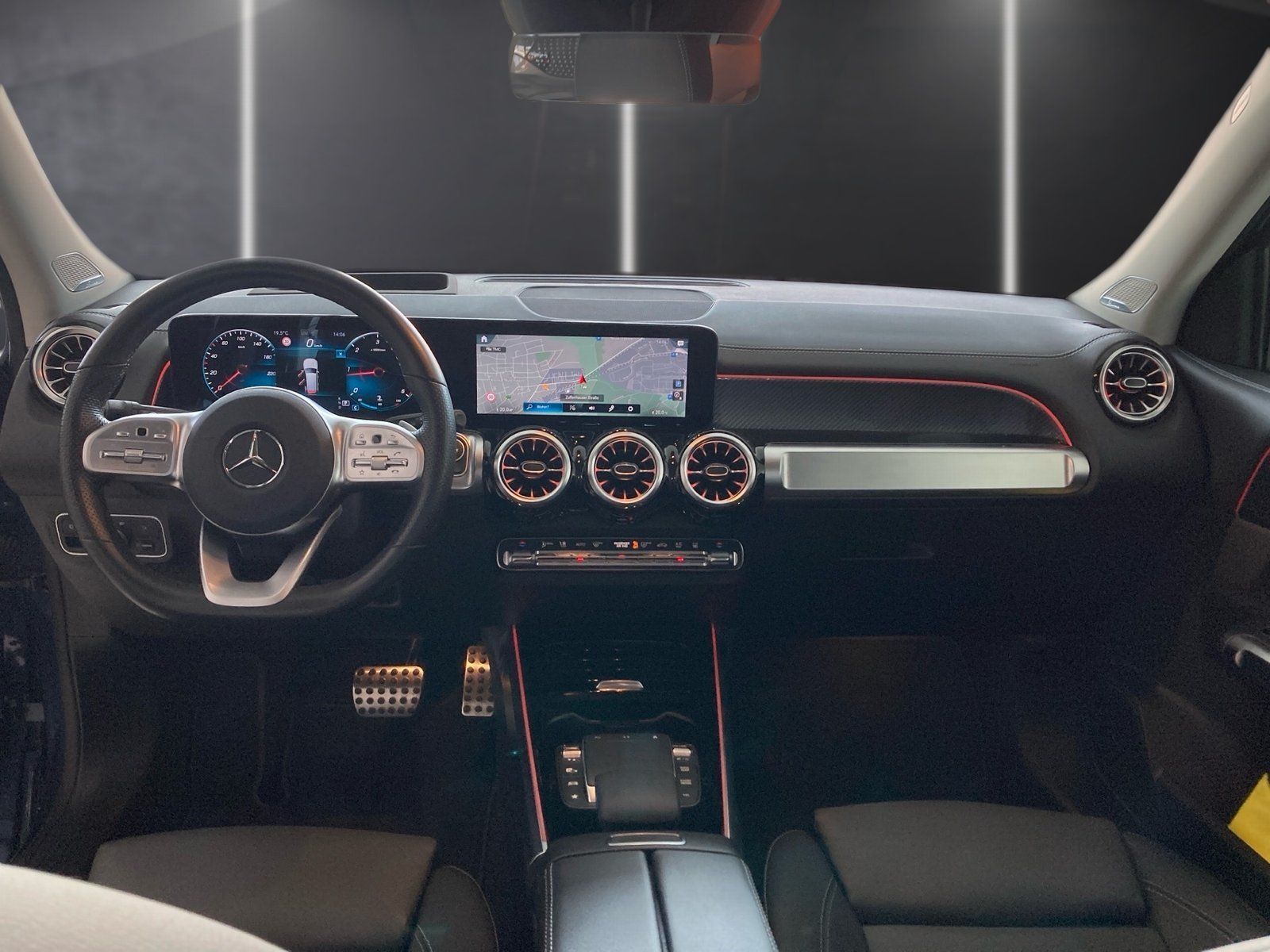 Fahrzeugabbildung Mercedes-Benz GLB 220 d 4M AMG*STDHZG*AHK*Distro*Burm*HUD*360*