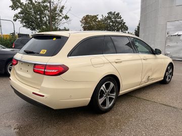 Mercedes E 220 - 8