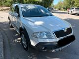 Skoda Octavia Combi 2.0 FSI 4x4 Scout ALLRAD 1.HD - Skoda Octavia: Fsi