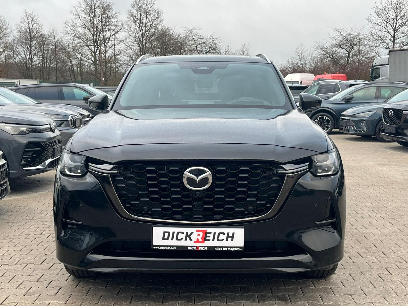 Vehicle illustration Mazda CX-80 3.3L Homura Plus PANO*HUD*BOSE*NAPPA*7SIT