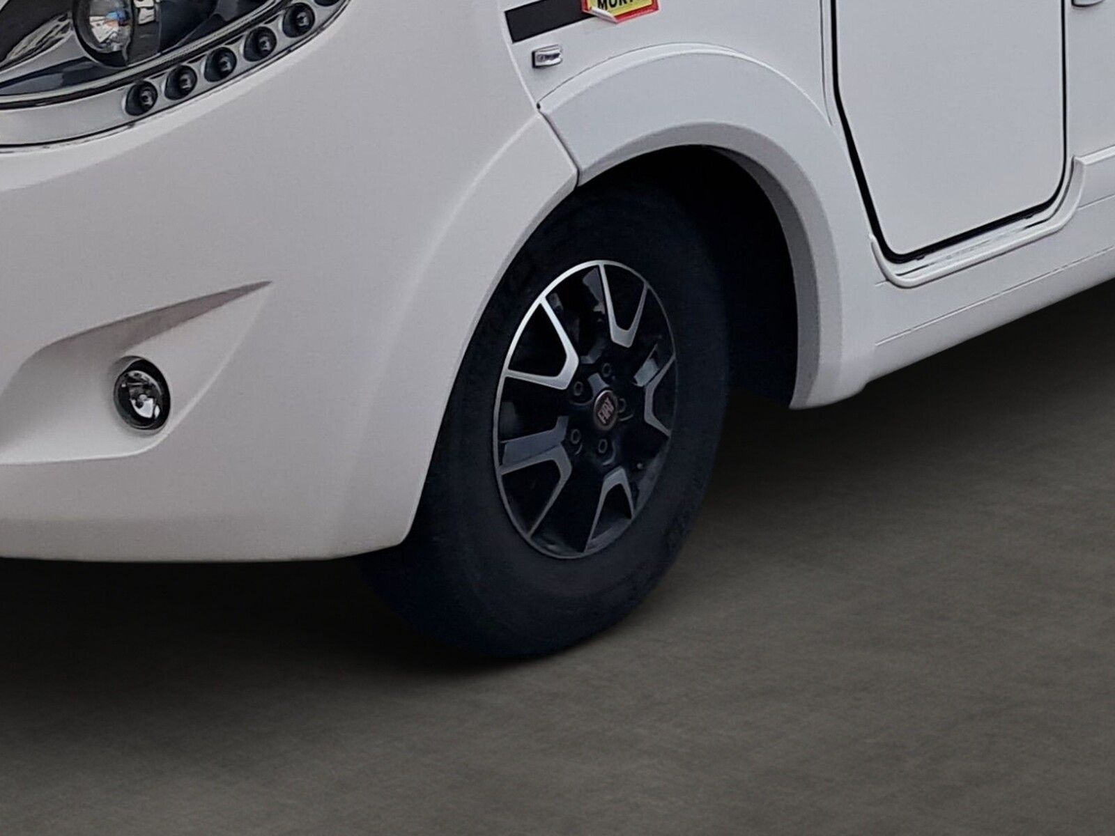 Fahrzeugabbildung Eura Mobil Integra Line 695 QB Markise,Automatik,RK