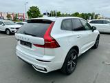 Volvo XC60 B4 Diesel 8-Gang Ultimate Dark - Volvo Gebrauchtwagen in Chemnitz