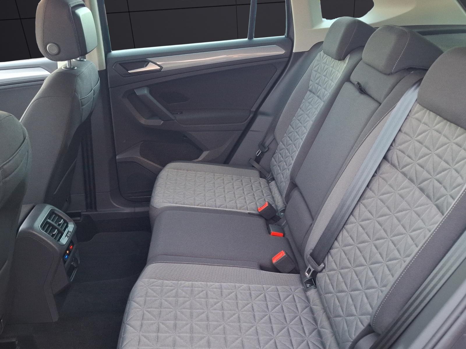 Volkswagen Tiguan TSI Life LED CarPlay ACC PDC SHZ 18", миниатюра 11