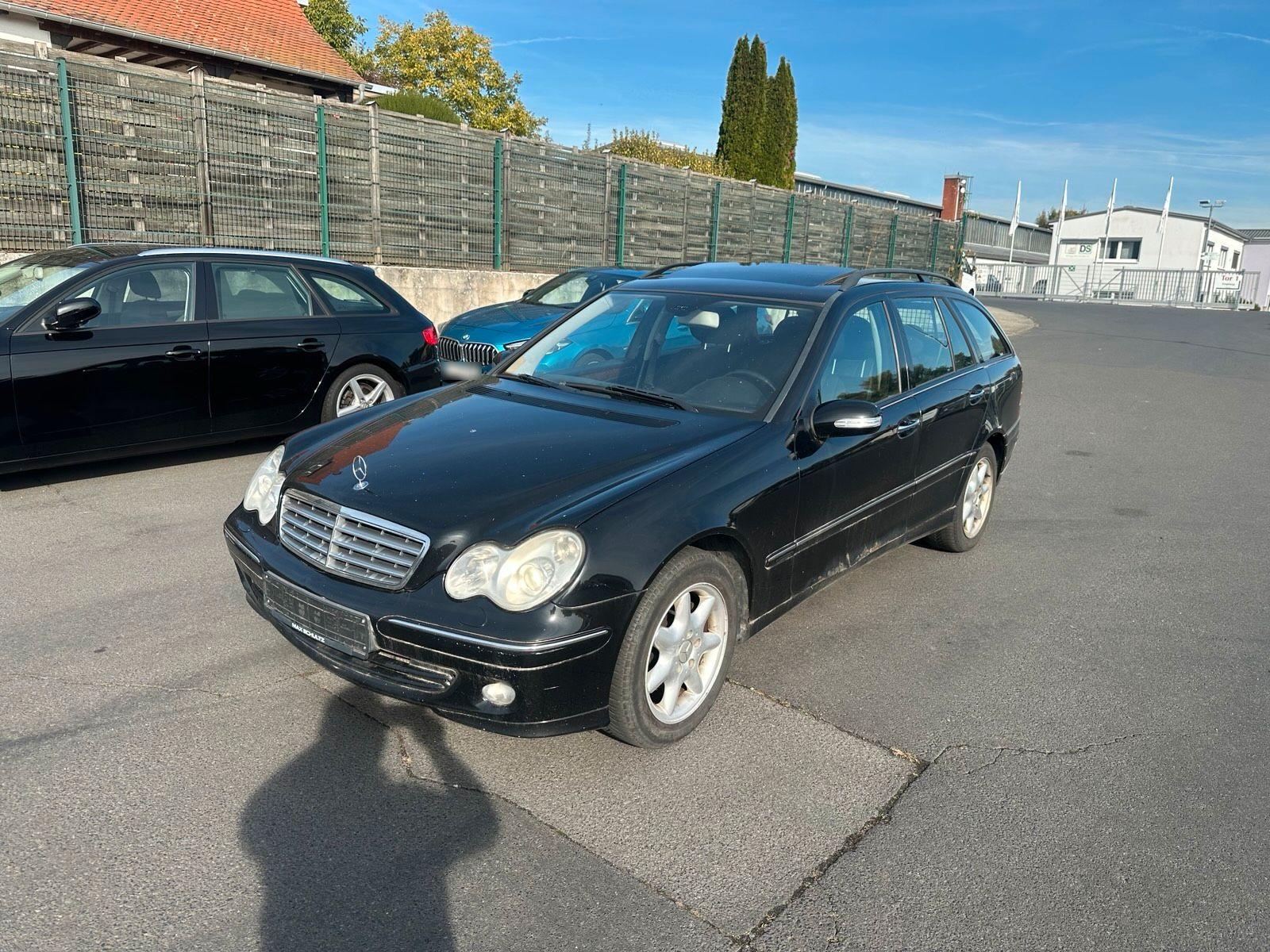 Mercedes-Benz C 220