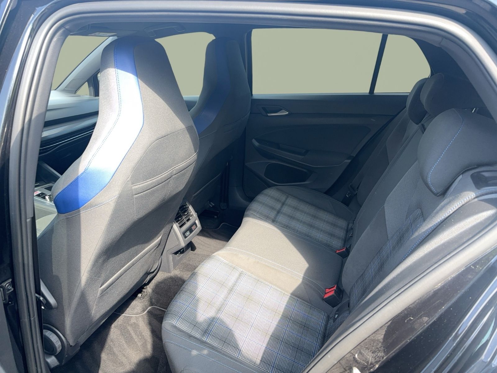 Golf VIII GTE, ACC, Winterpaket, RearView, Licht
