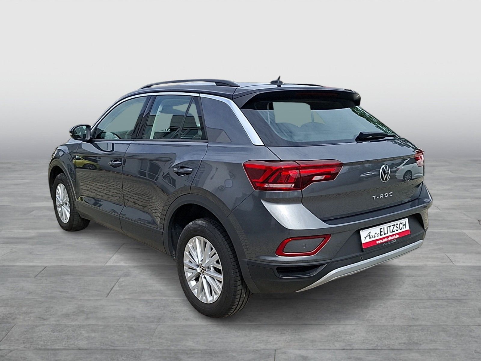 Fahrzeugabbildung Volkswagen T-Roc TSI Life DSG LEDplus CarPlay AID ACC Park-
