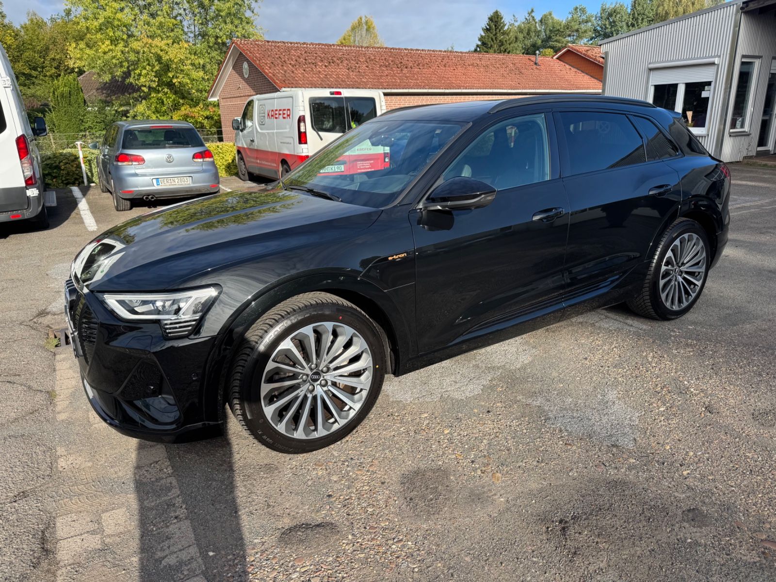 AUDI e-tron 55  S line Panorama/AHK/Head up/SOH 91,3