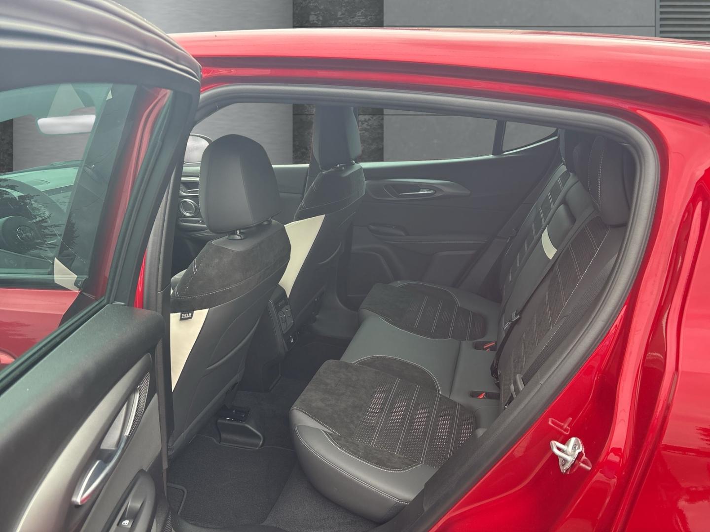 Alfa Romeo Tonale Sport Speciale IBRIDA 1.5 AD Navi Memory 