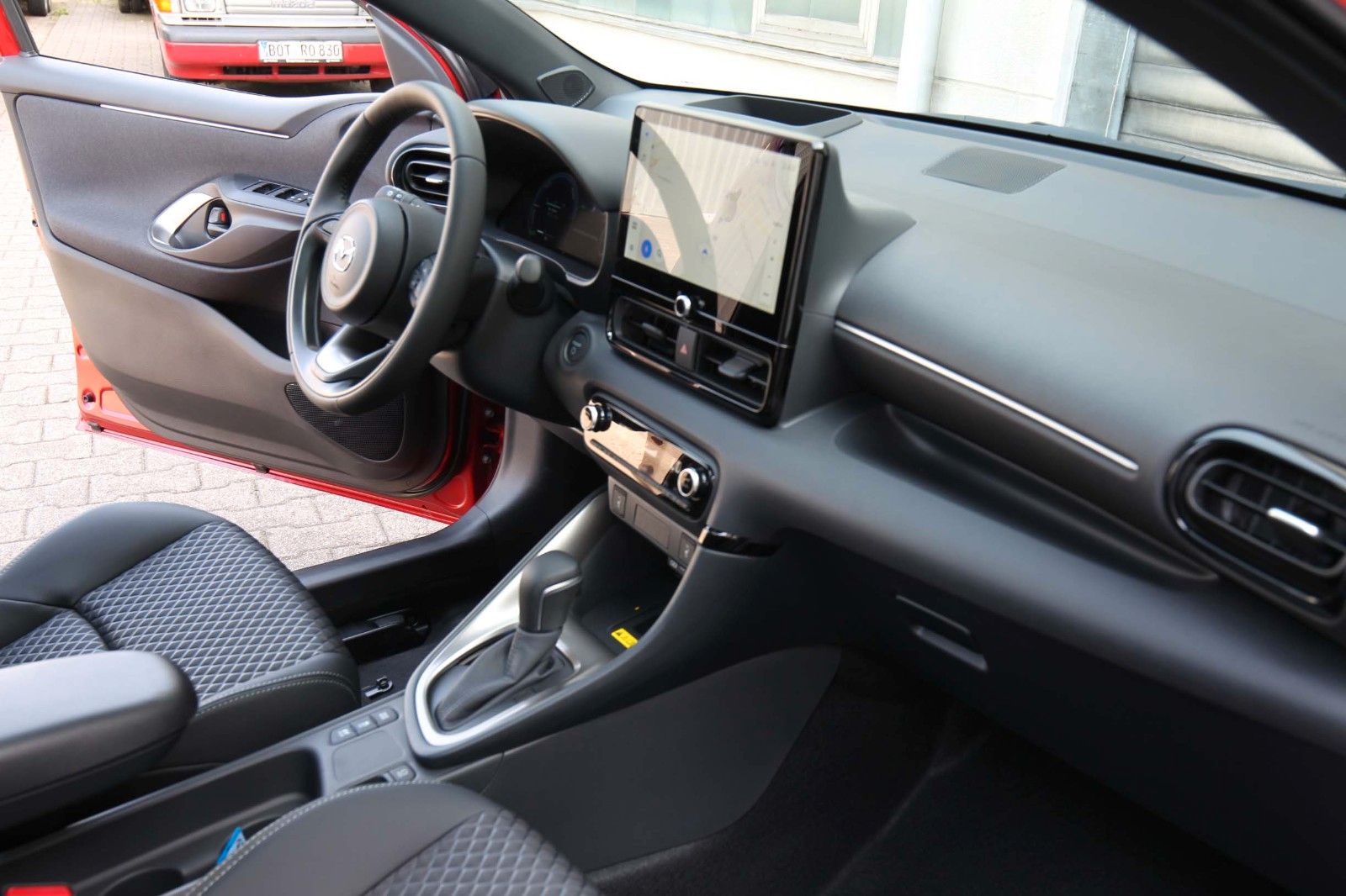 Mazda 2 Hybrid - Bild 11