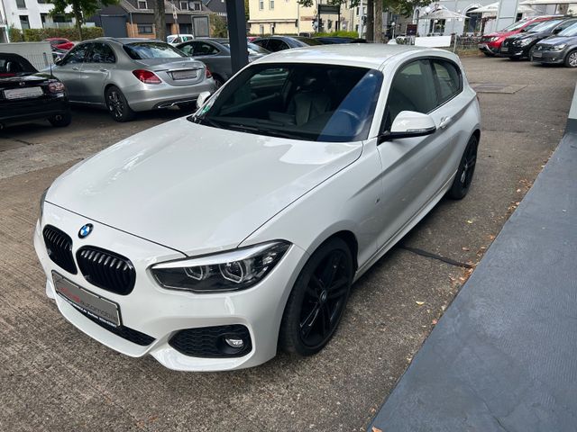 Fahrzeugabbildung BMW 118 M Sport Shadow Line+Leder+Navi+CarPlay+LED