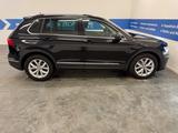 Volkswagen Tiguan Highline 1.5 TSI DSG Kamera LED ACC AHK - gebrauchte VW Tiguan aus dem Jahr 2020