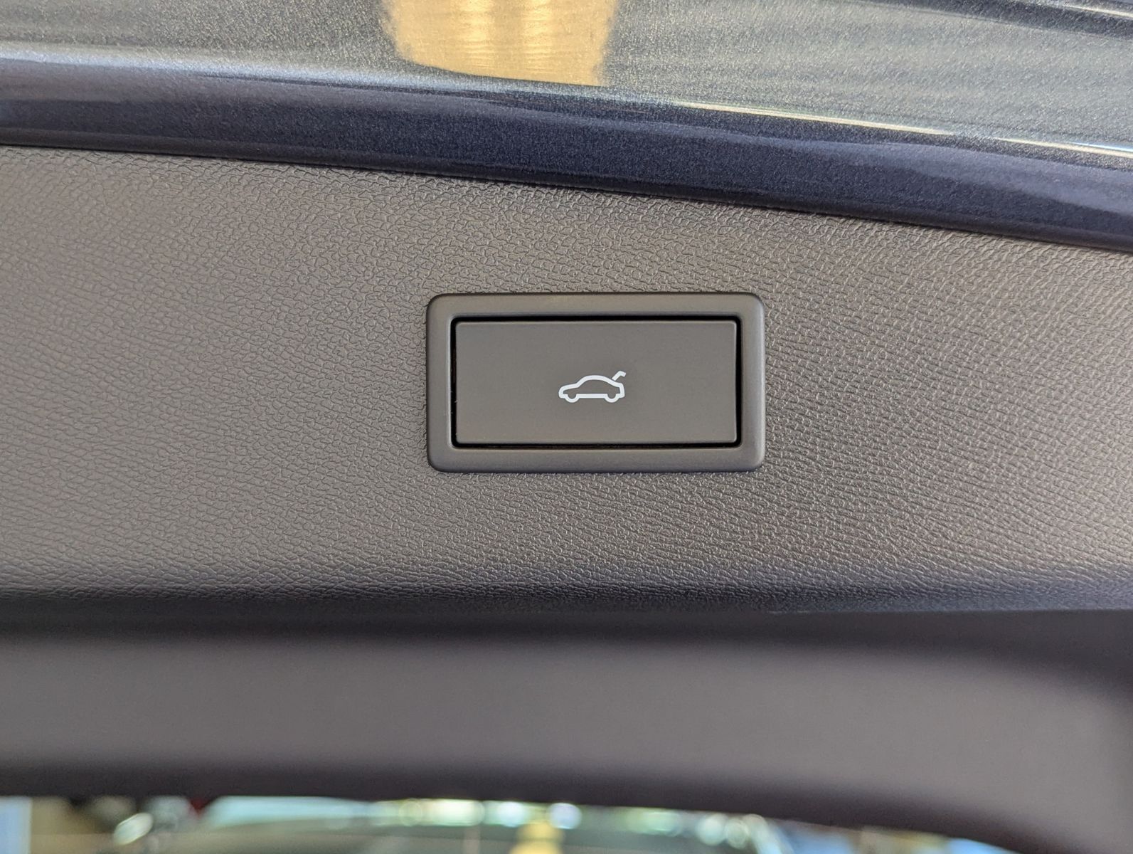 Fahrzeugabbildung CUPRA Leon 1.5 eTSI DSG Skyline Dinamica Memory AHK 19