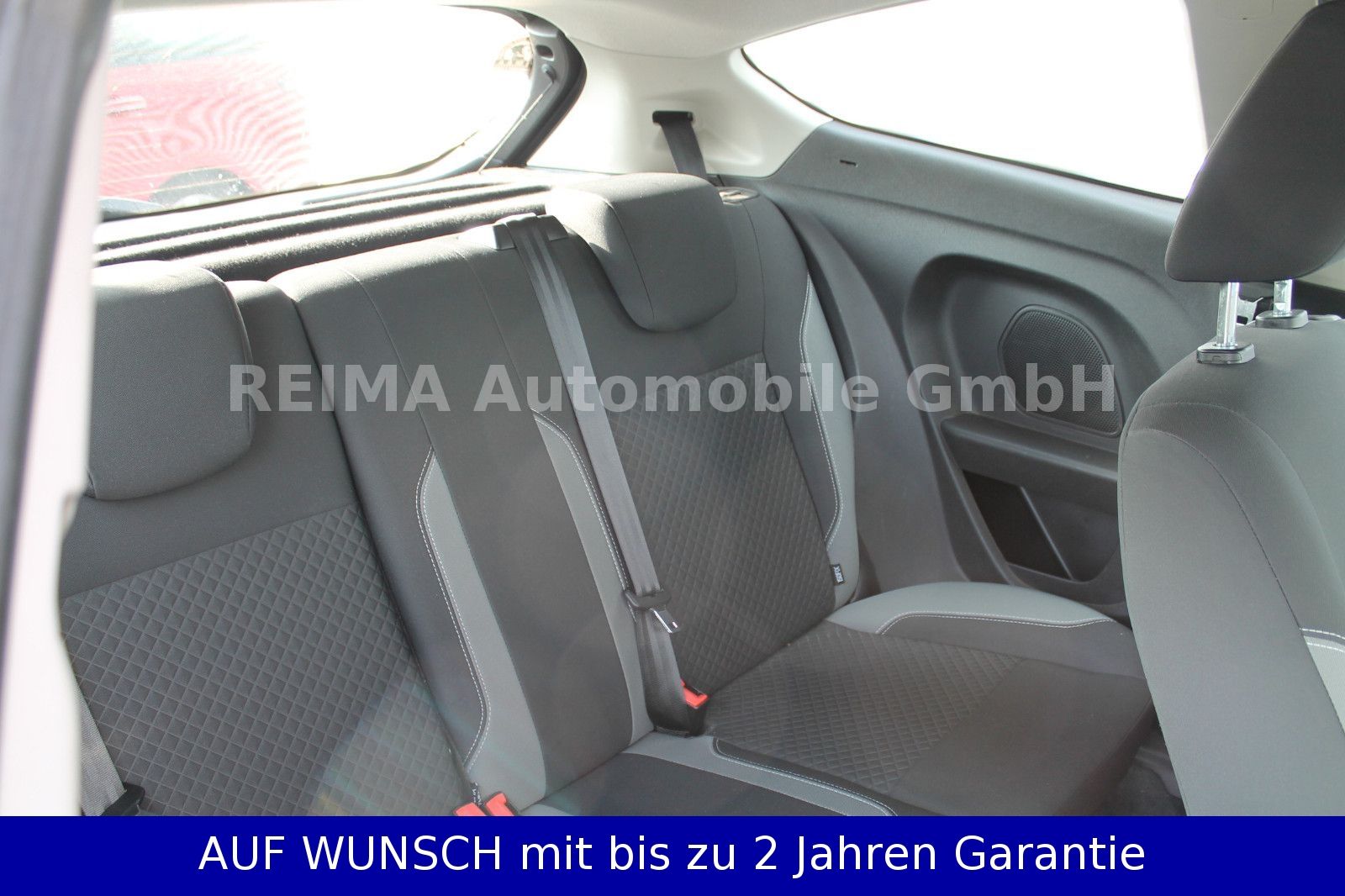 Fahrzeugabbildung Ford Fiesta 1,0i Celebration, Klima, Winterpaket
