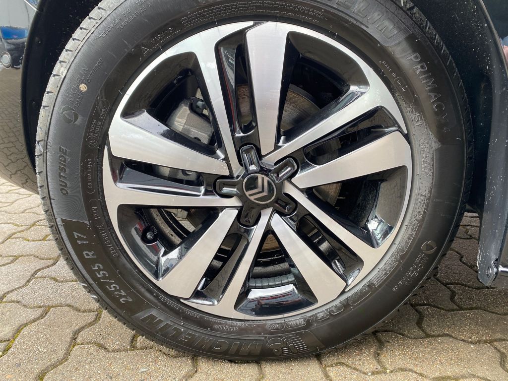 Fahrzeugabbildung Citroën Spacetourer XL 2.0 BlueHDi 180 EAT8 Plus