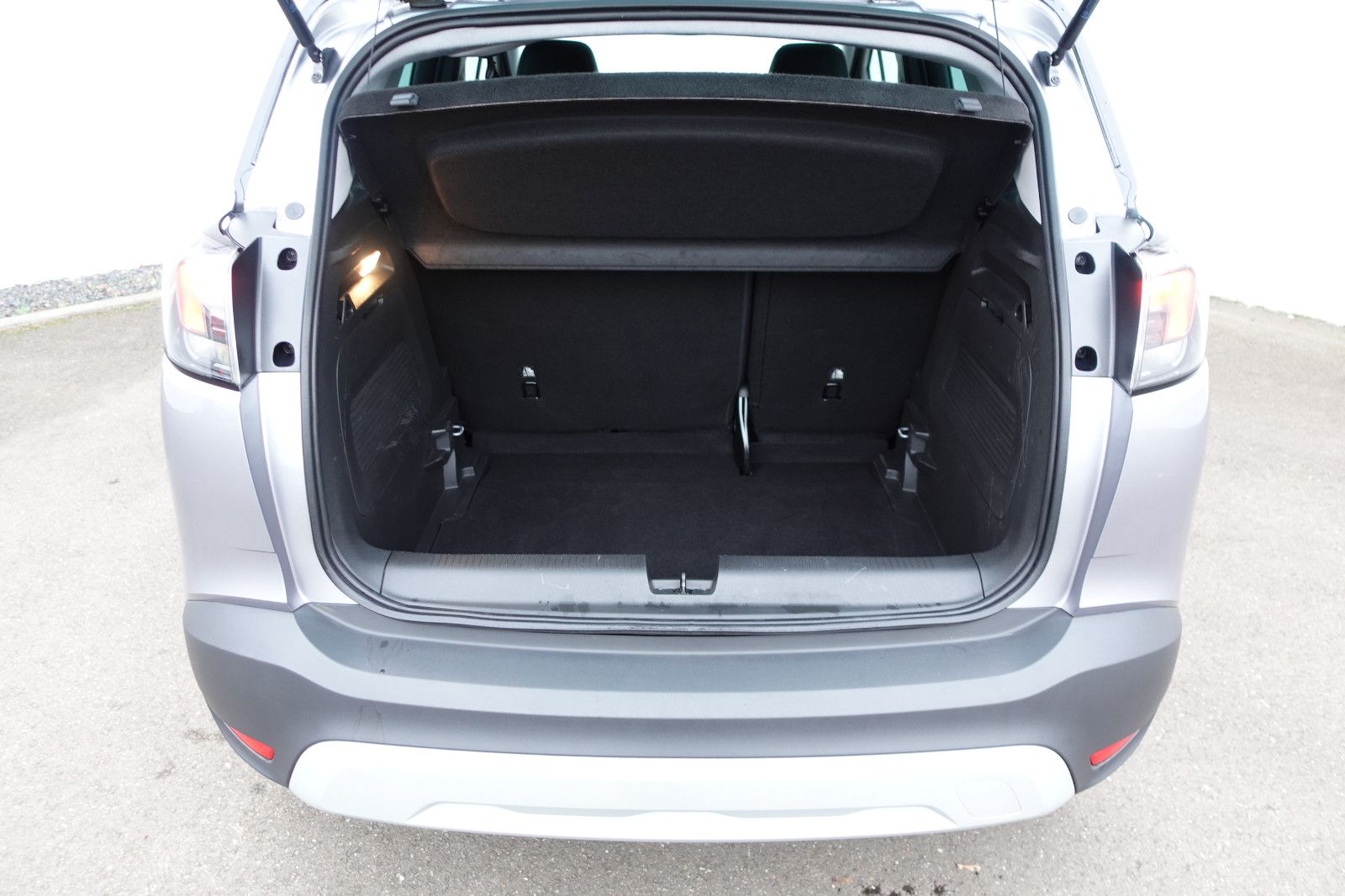 Fahrzeugabbildung Opel Crossland 1.2T AUTOMATIK,Navi,Kamera,Sitzhzg,LED