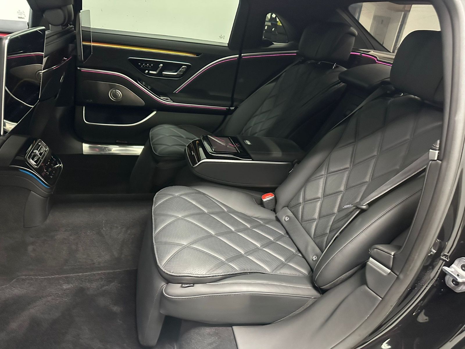 Fahrzeugabbildung Mercedes-Benz S 580 e MAYBACH  *FOND ENTERT*EXCLUSIVE*TABLET