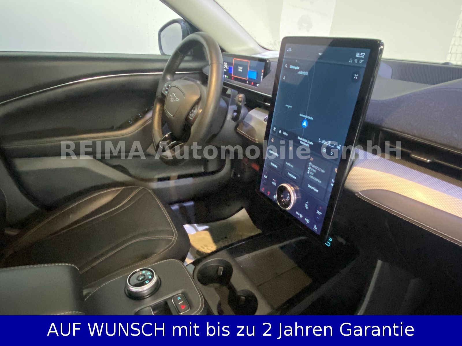 Fahrzeugabbildung Ford Mustang Mach-E, Pano, B&O Sound, ACC