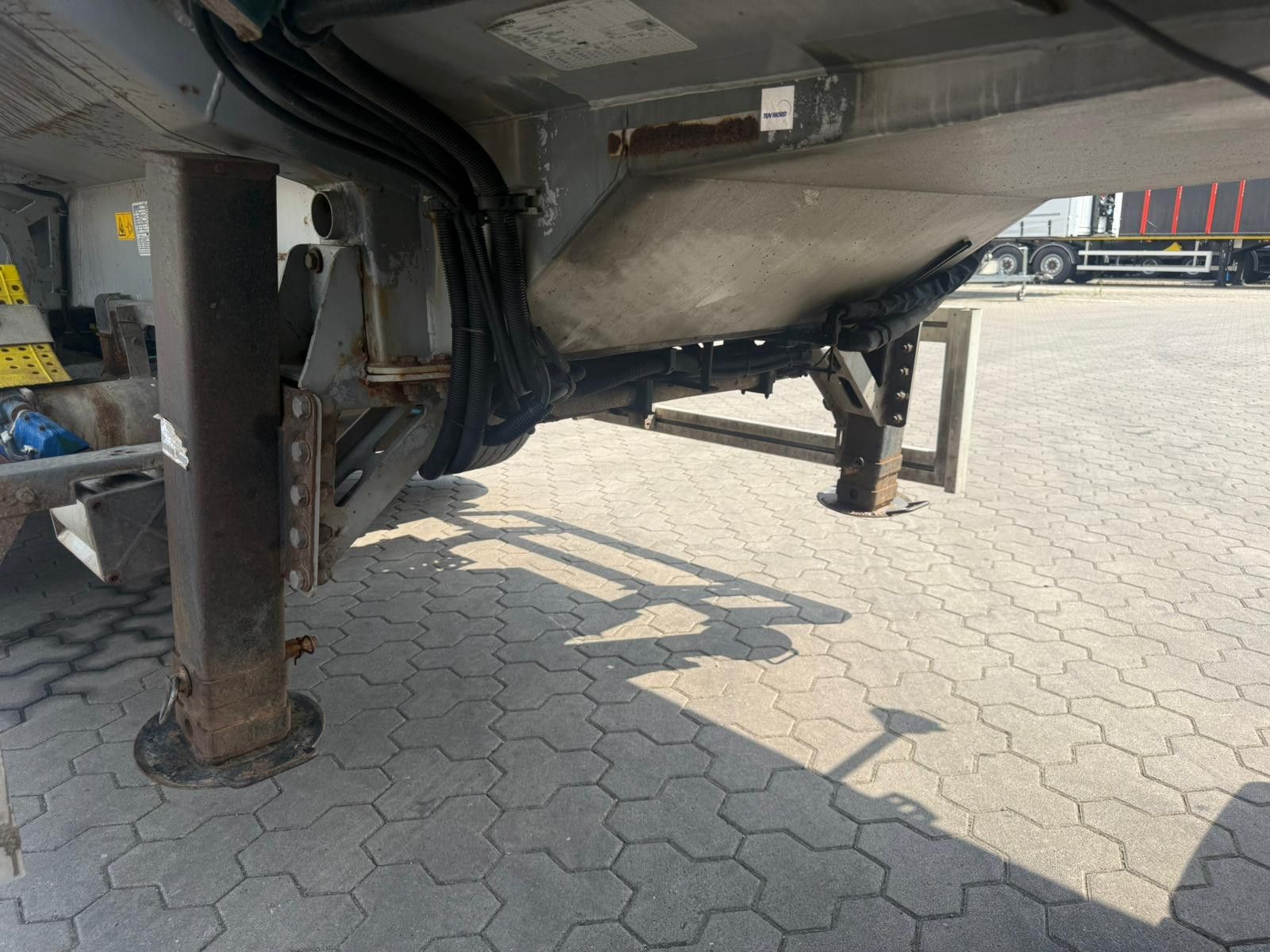 Fahrzeugabbildung Andere Kotte Kombiauflieger für Gülle und Schüttgut