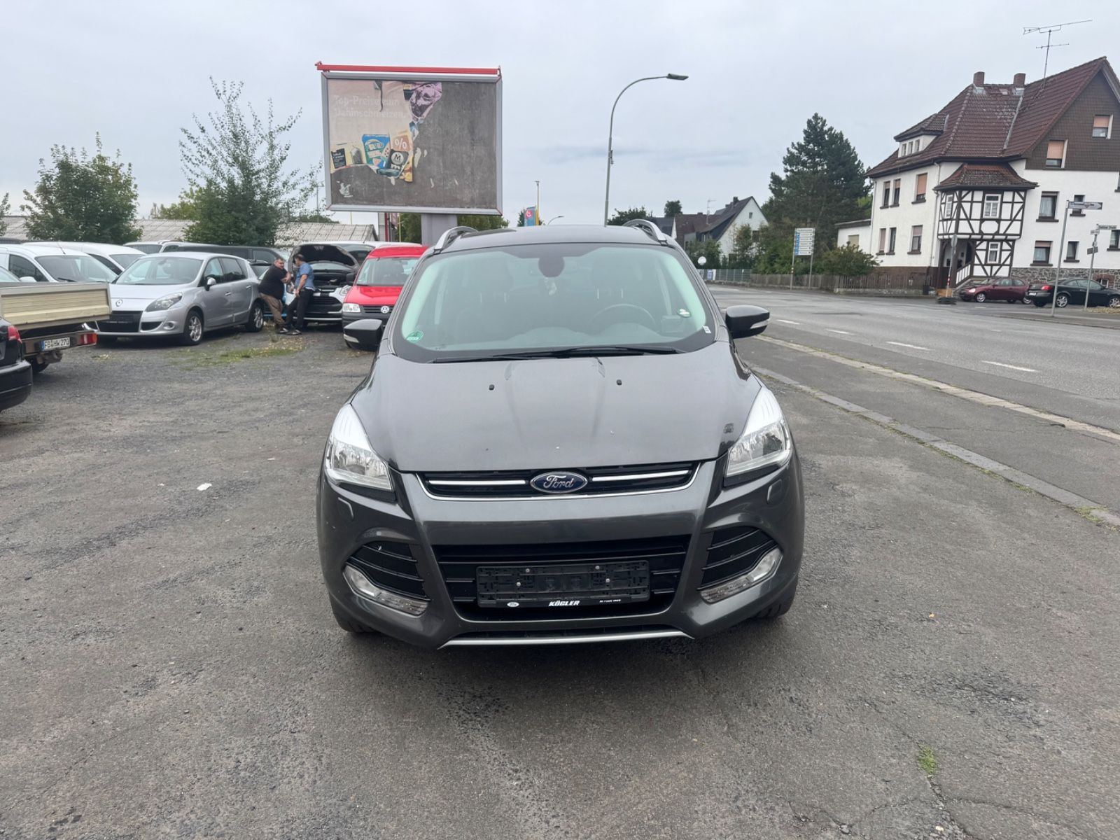 Ford Kuga - 1