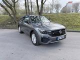 Volkswagen Touareg 3.0 V6 TDI 4M R-Line PANO MATRIX AHK VC - Volkswagen Touareg in Essen