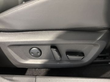 Fotografie des Nissan X-Trail 1.5 VC-T Mild-Hybrid Xtronic N-Connecta