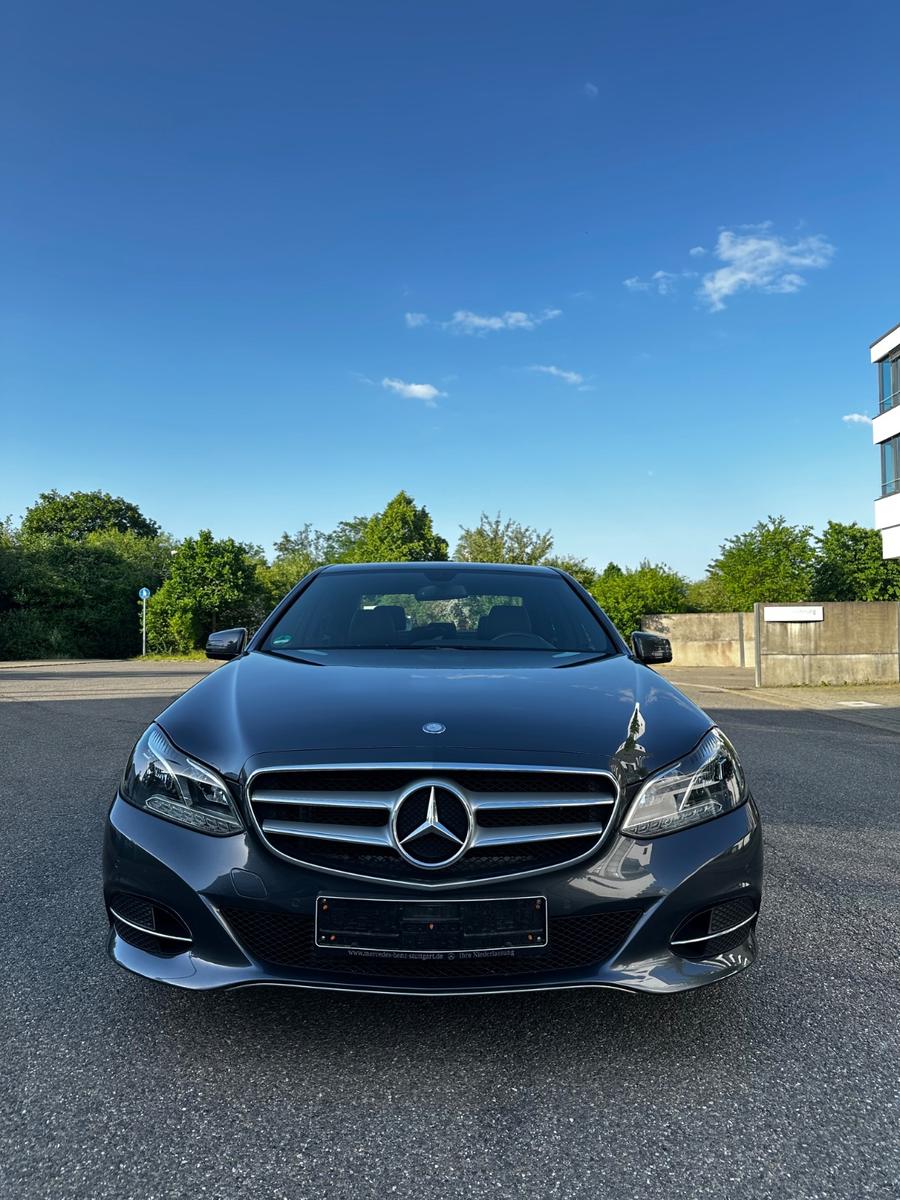 Mercedes-Benz E 200 AVANTGARDE