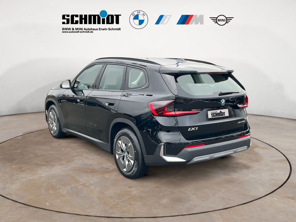 BMW iX1 - Bild 4