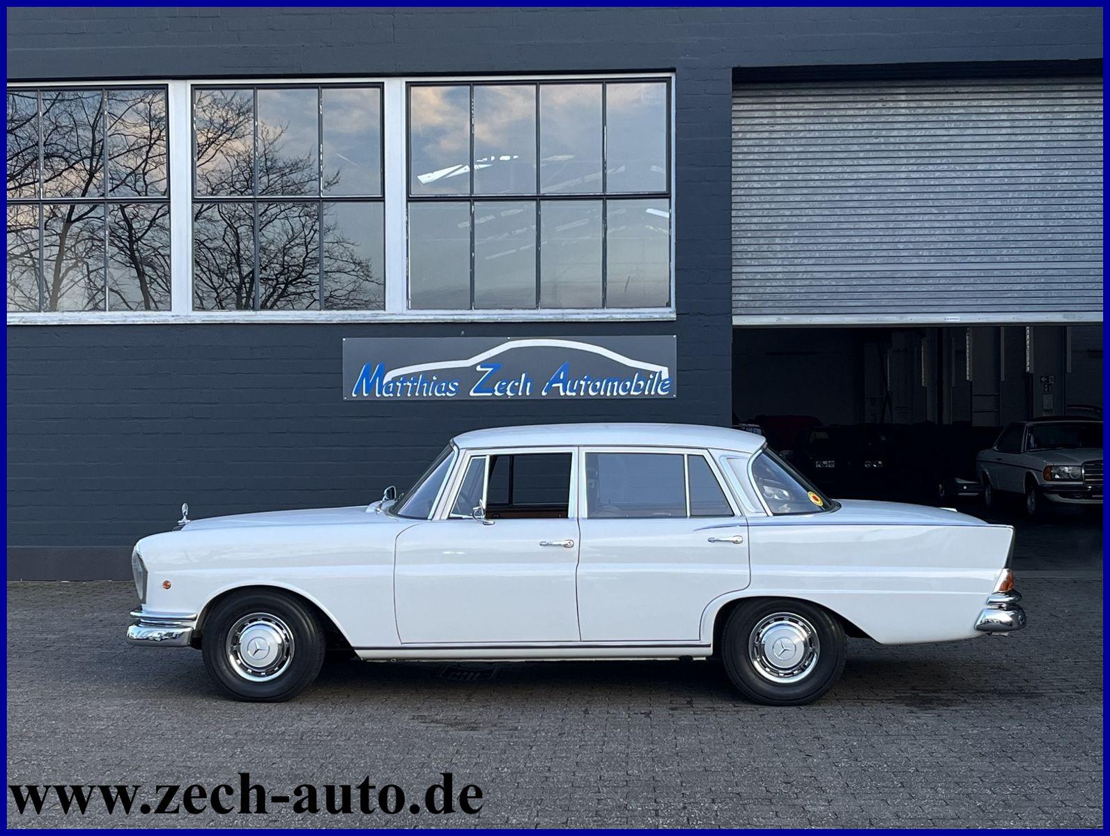 Mercedes-Benz 230 S W111 * Bildschön * Geringe Laufleistung *