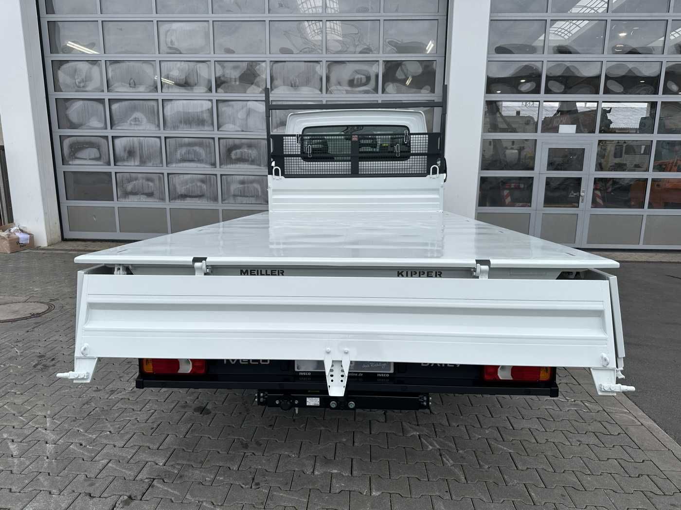 Fahrzeugabbildung Iveco Daily 70C18H 3-S.-Kipper *R3.750mm*2xAHK*