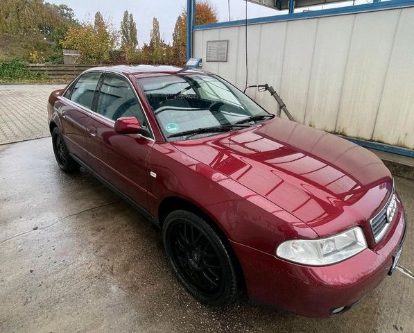 Audi A4 B5  S line Leder Klimatronic