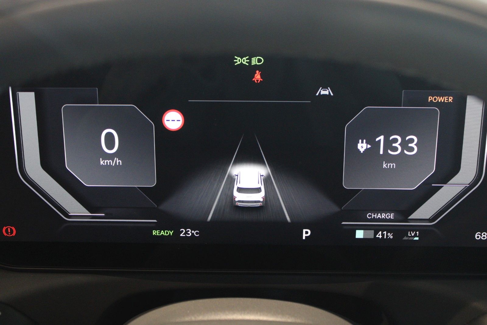 Fahrzeugabbildung Kia EV 2 42,2 kWh Air Wärmepumpe + WINTER-PAKET
