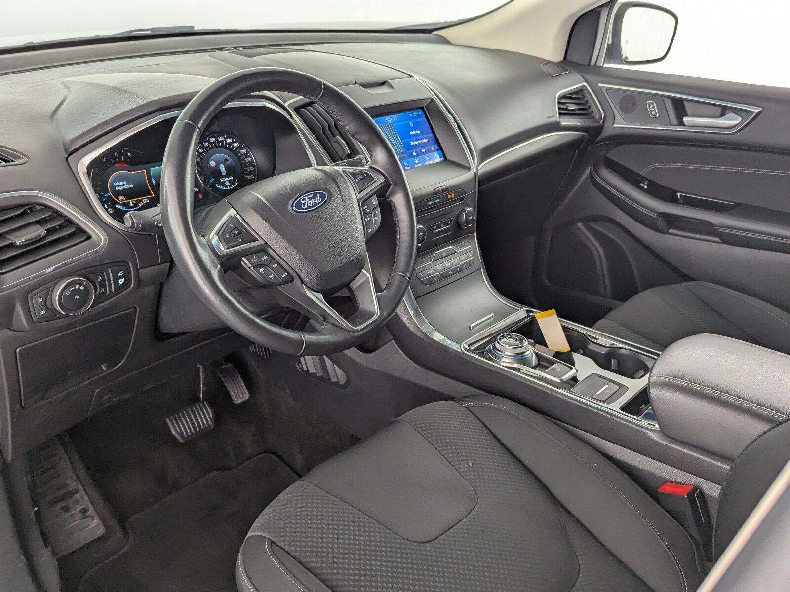 Ford Edge 2.0 TDCi Titanium 4x2 S/S LED+NAVI+SHZ+RFK+