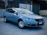Volkswagen Passat 2.0 TDI DPF Var. Comfortline - Volkswagen Passat aus 2009: Kombi