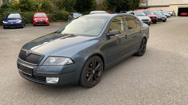 Skoda Octavia 2.0 FSI Ambiente - Automatik