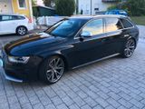 Audi RS4 4.2 FSI S tronic Quattro Avant  - Audi RS4 aus 2012