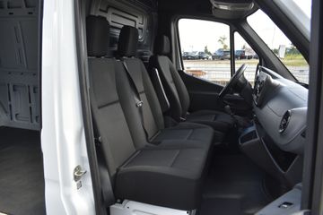 Mercedes Sprinter - 11